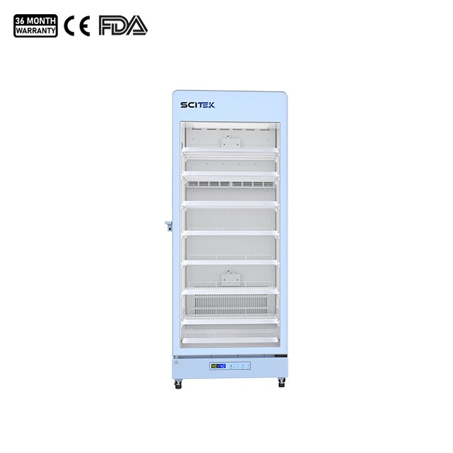 ثلاجة صيدلية