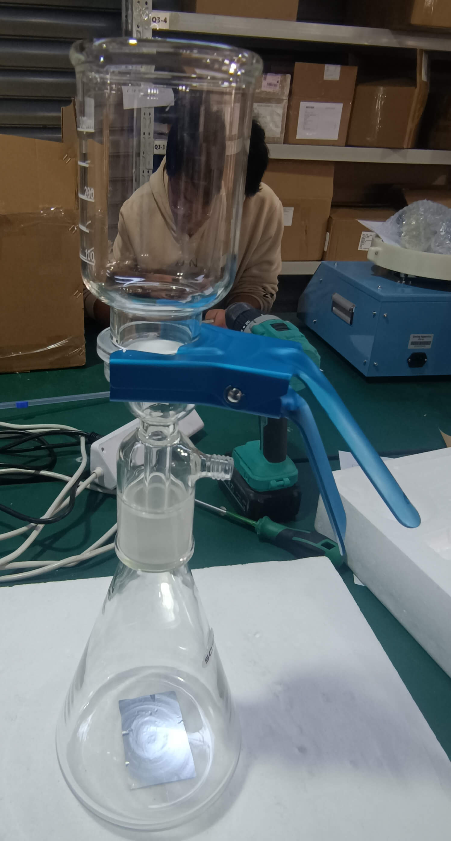 جهاز ترشيح المذيبات