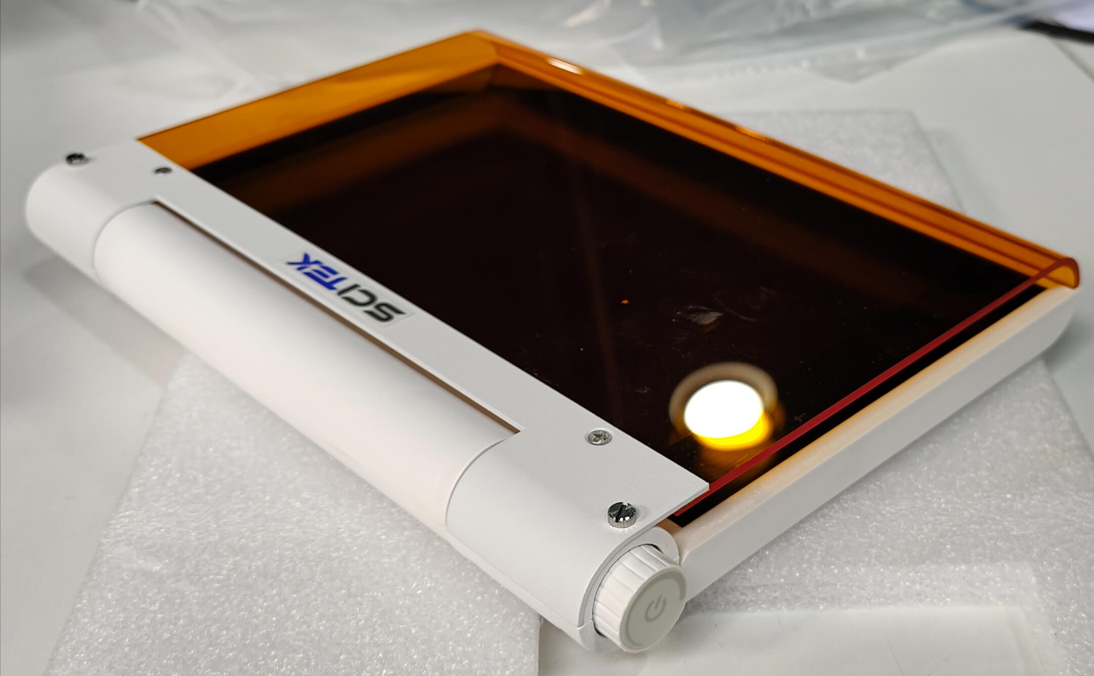الضوء الأزرق Transilluminator 
