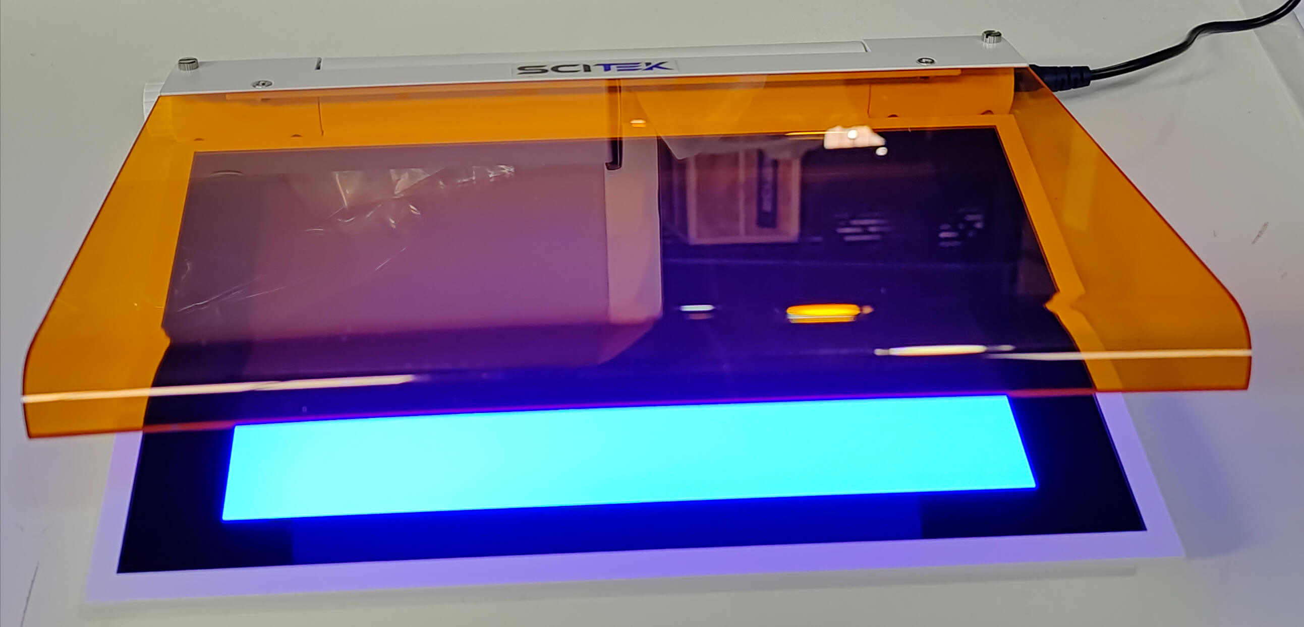 الضوء الأزرق Transilluminator 