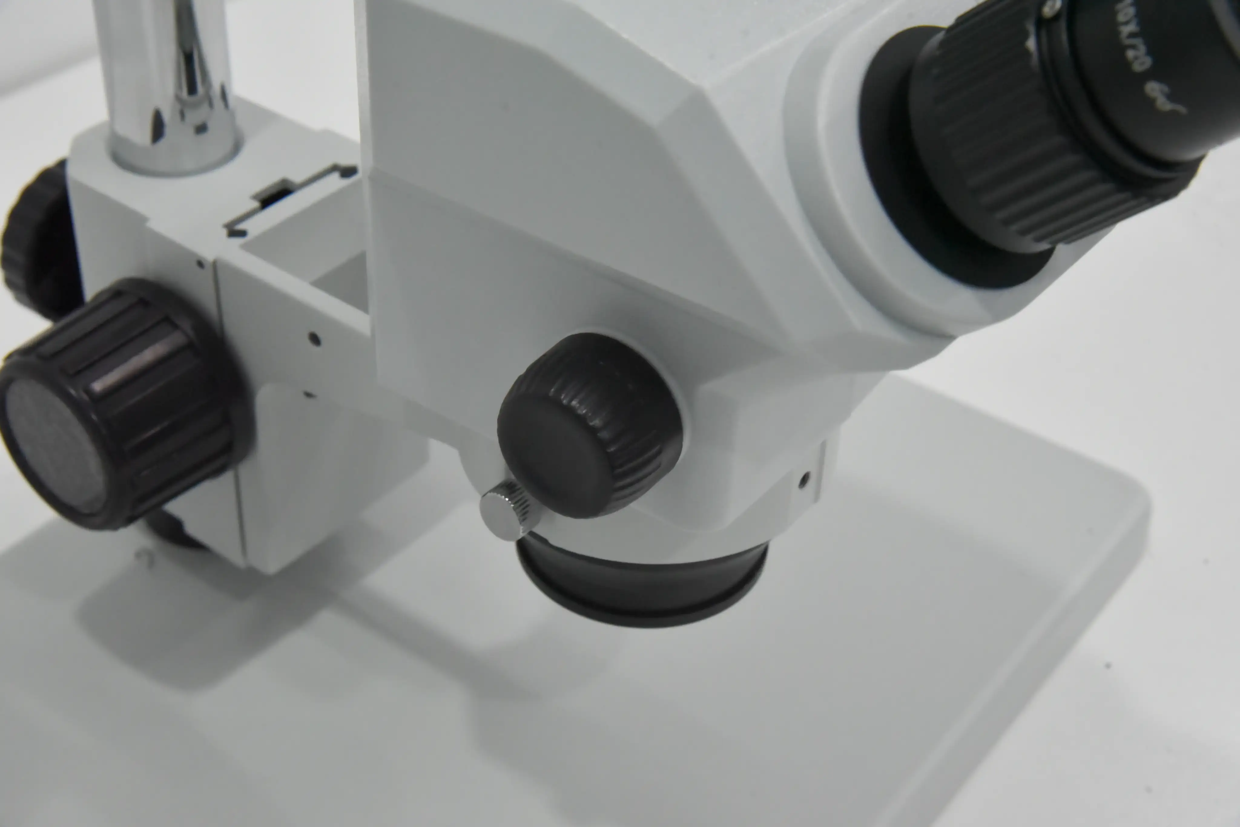 Stereo Zoom Microscope (2)-compressed مجهر تكبير ستريو (2)-مضغوط
